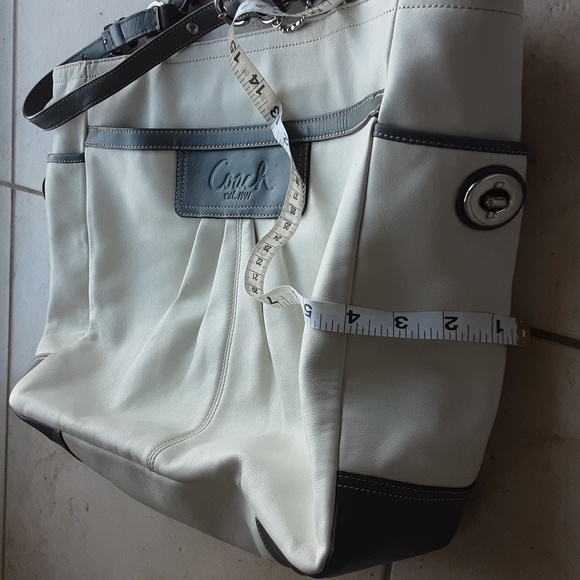 Coach large tote or diaper bag or laptop bag - Picture 4 of 12